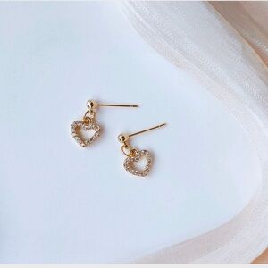 New Gold Plated  Heart Stud Earrings